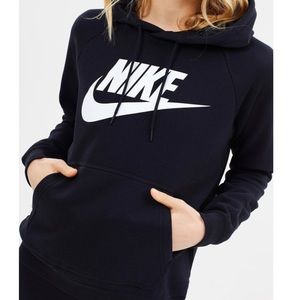 Nike Rally Logo Sportswear Classic Hoodie in Black and White size Small